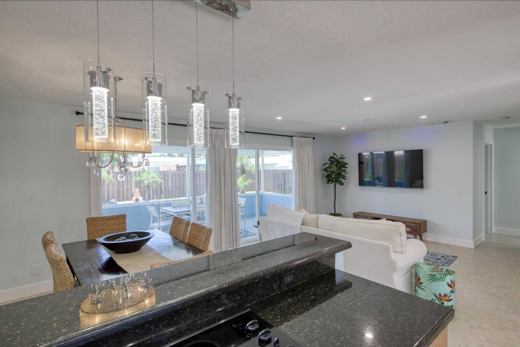 Paradise 4 Min To The Beach With Private Heated Pool Deerfield Beach Ngoại thất bức ảnh